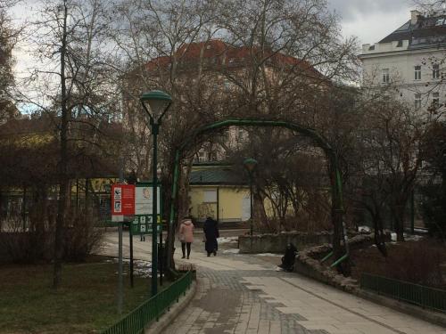 Hotel Nice Private Room In Wien Center