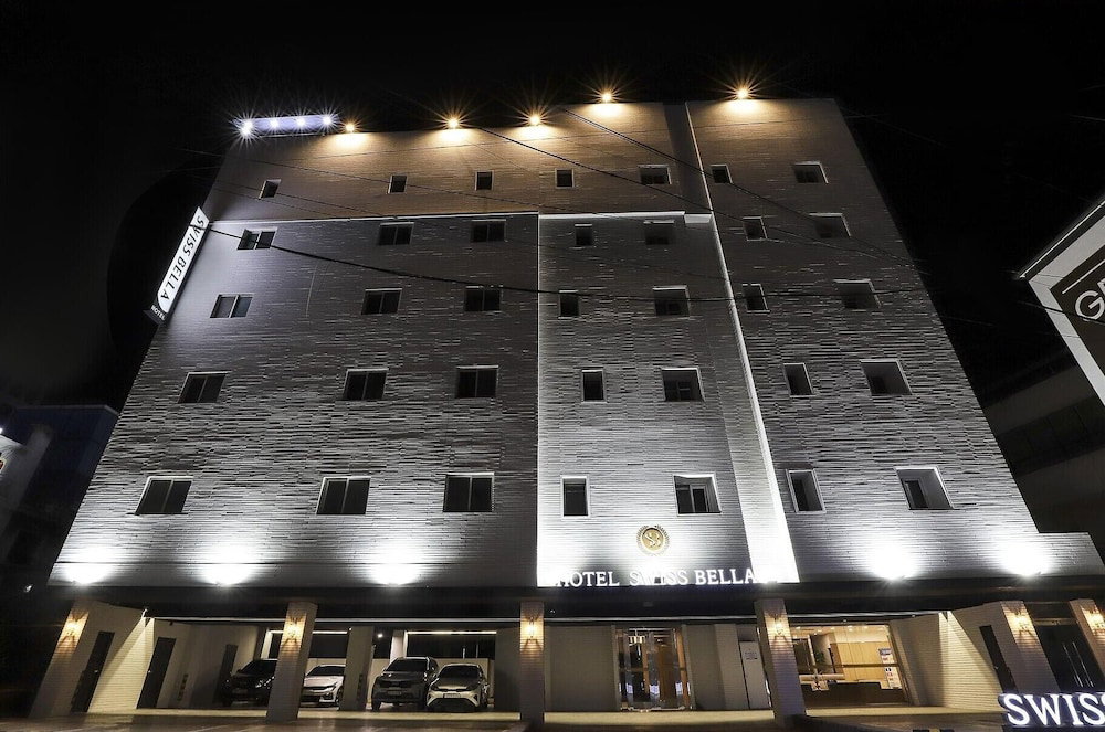 Hotel Swissbella Hotel