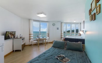 Hotel Pohang In The Blue Spa Pension