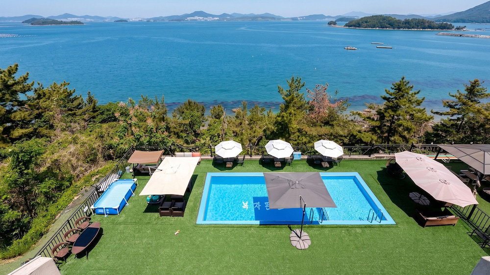 Hotel Yeosu Bokja Spa Pension