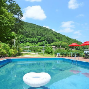 Hotel Tongyoung Macaio Pension cazare Kyosai