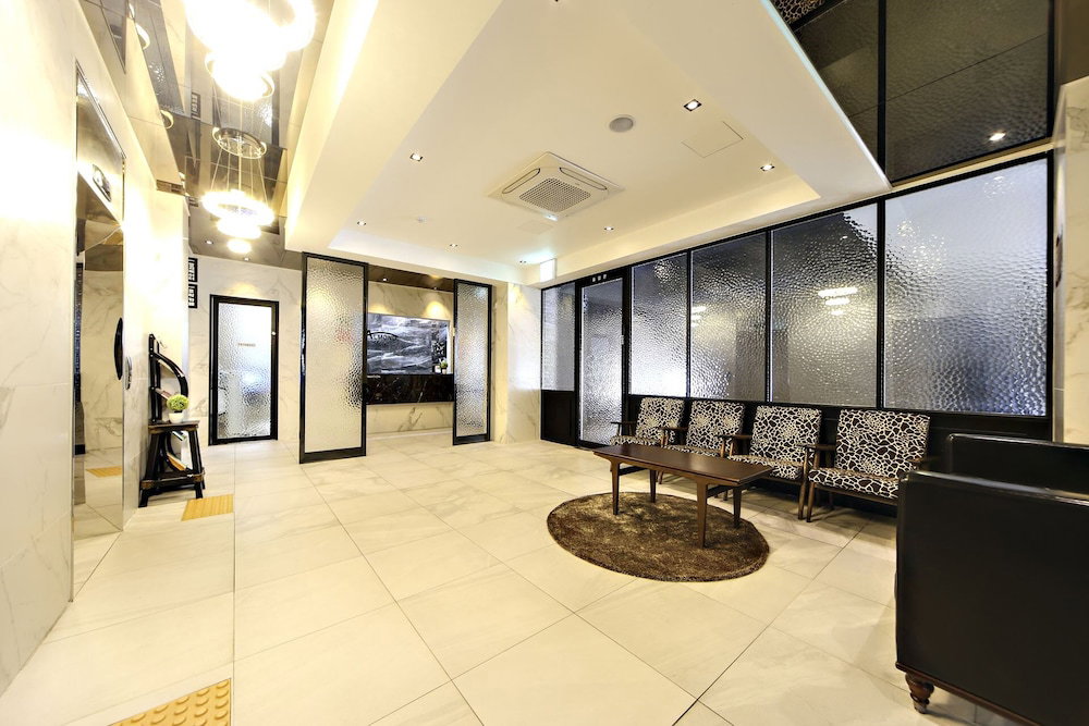 Hotel Masan Almond Hotel