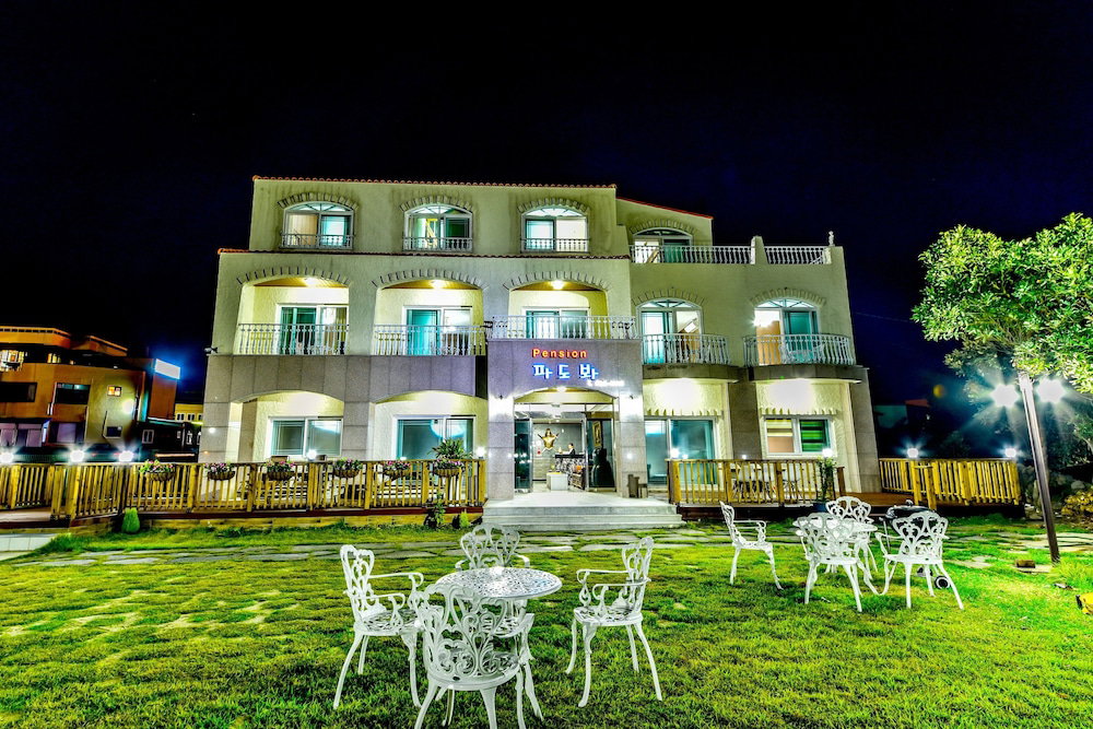 Hotel Padobwa Pension