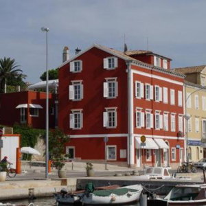 Hotel Mare Mare Suites cazare Mali Losinj