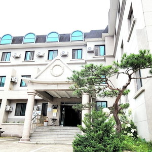 Hotel Seorak Bloominghill cazare Sokcho