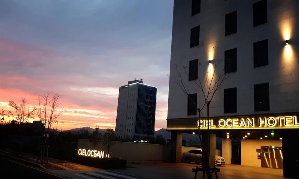 Hotel Busan Myeongji Ciel Ocean Hotel