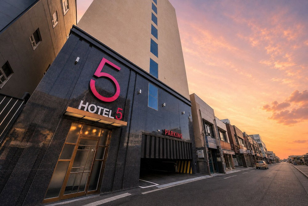 Hotel Pyeongtaek Hotel 5
