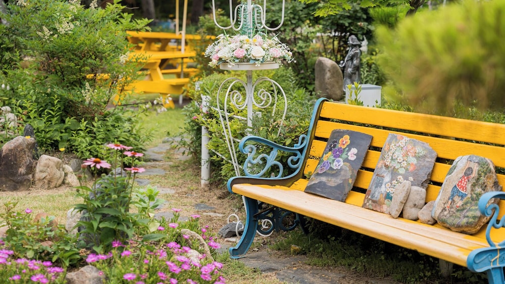 Hotel Samcheok Garden Pension