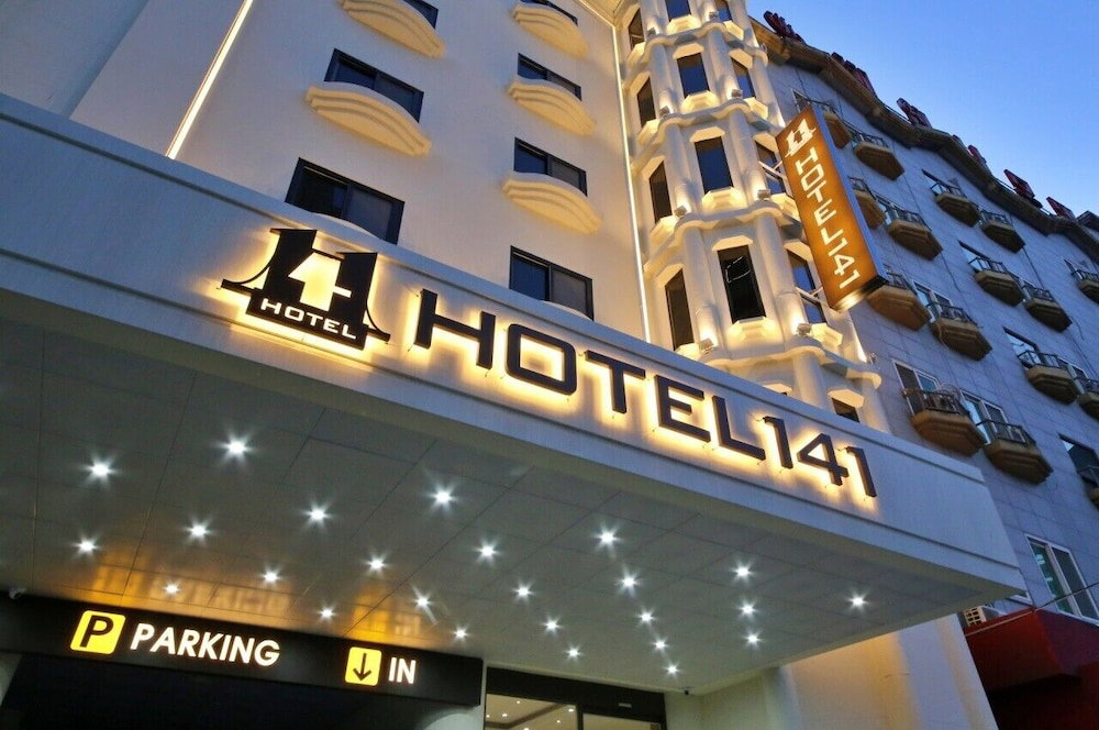 Hotel Hotel141