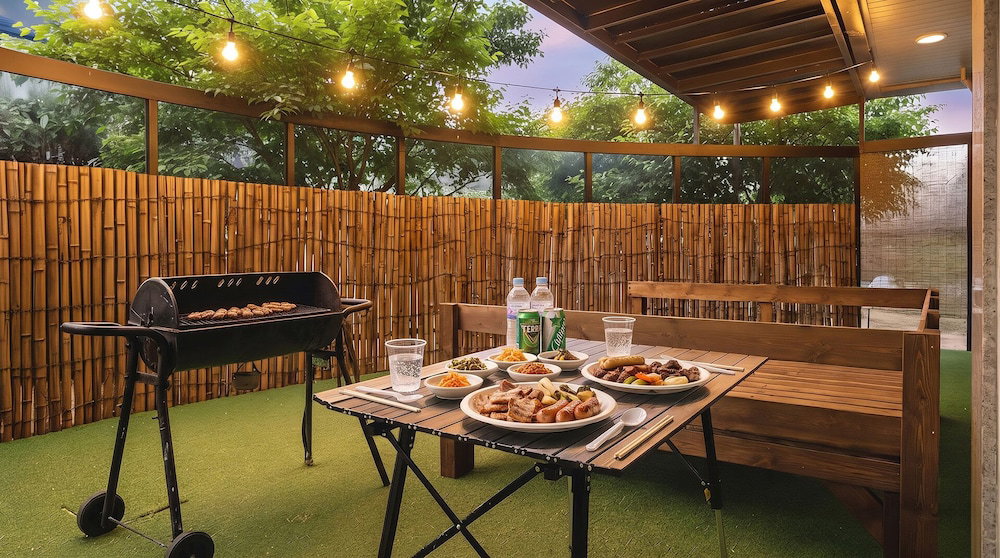 Hotel Hongcheon Noilgangmaeul Pension
