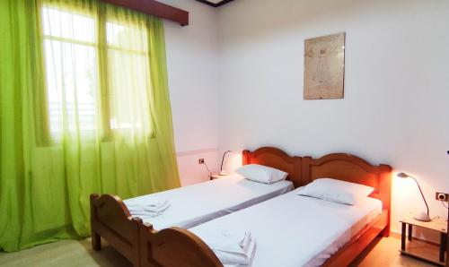 dal travel Fouli Studios And Apartments