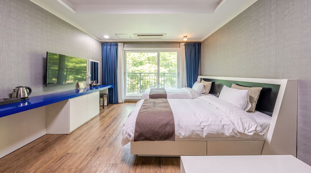 Hotel Namwon Hanjeungwonstay Pension