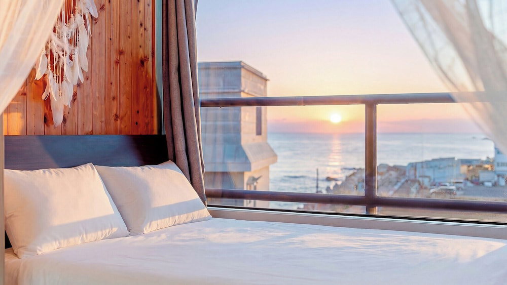 Hotel Goseong 1 Night 2 Days Pension