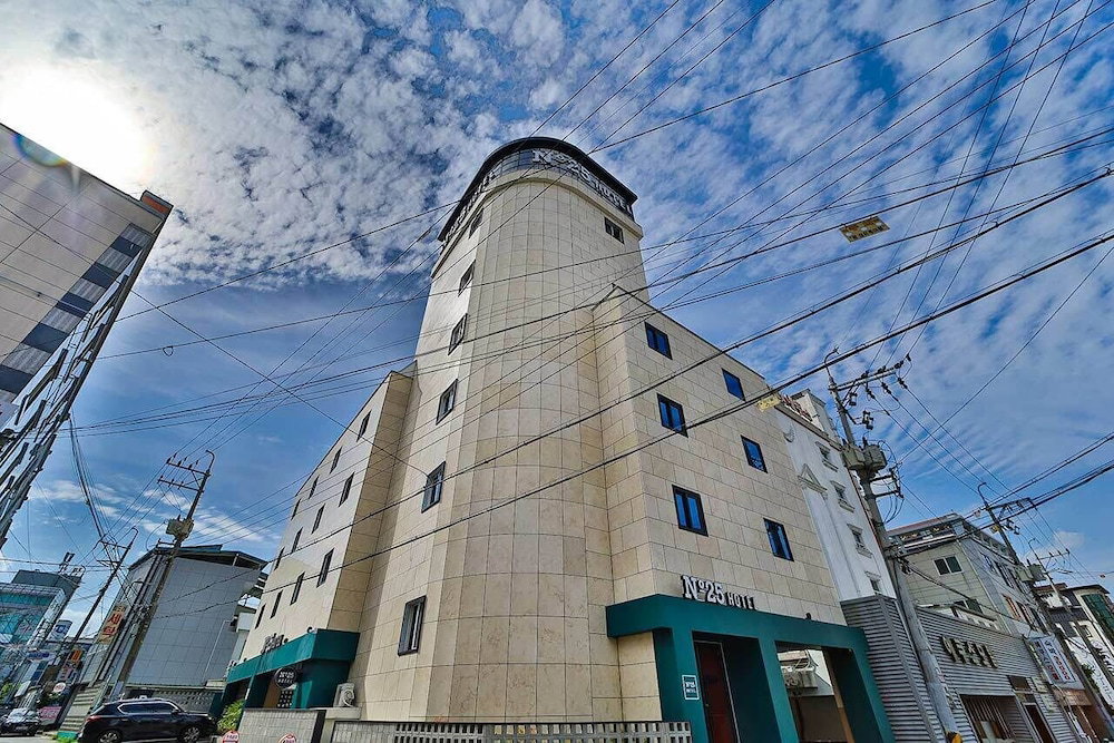 Hotel Gumi Wonpyeong-Dong Number 25