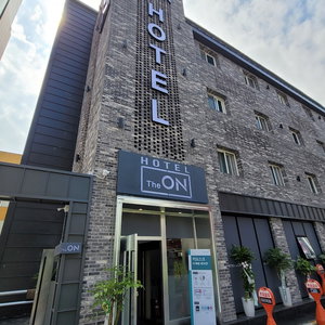 Hotel The On cazare Seonghwan