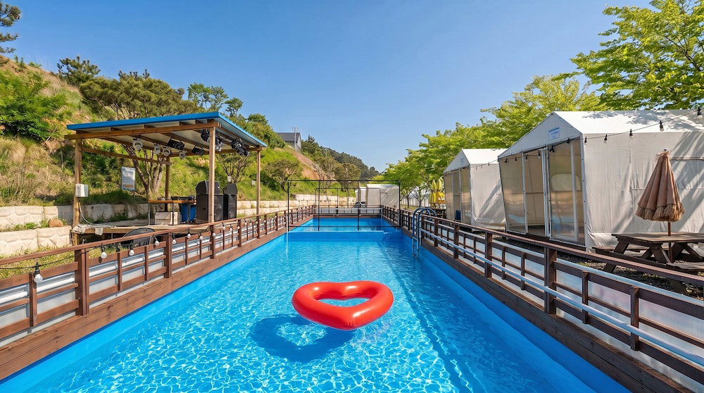 Hotel Boryung Oz Camping Glamping