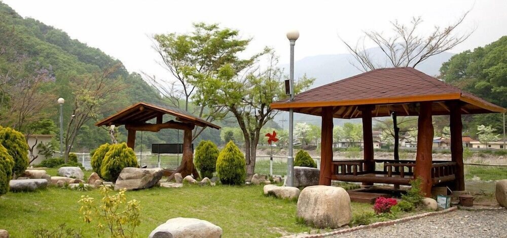 Hotel Bandi Hwangto Pension