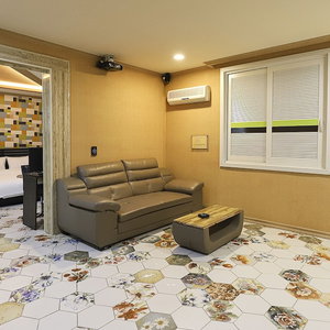 Hotel Tiffany Self Check-In Hotel cazare Koesan