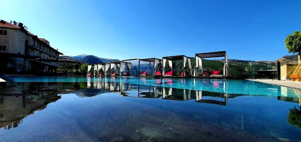 Hotel Le Tournant Hotel & Resort