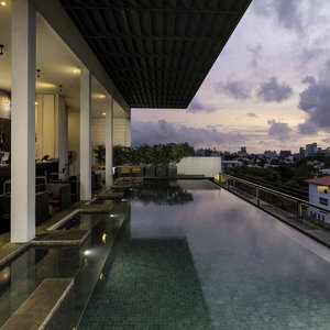 Hotel Me Colombo cazare Pita Kotte
