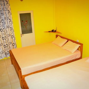 Hotel The Senaro Holiday Inn cazare Habarana