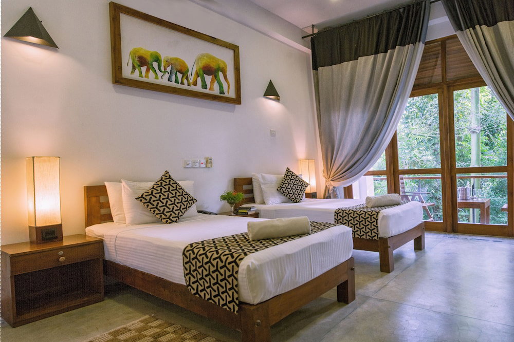 Hotel Hotel Athgira