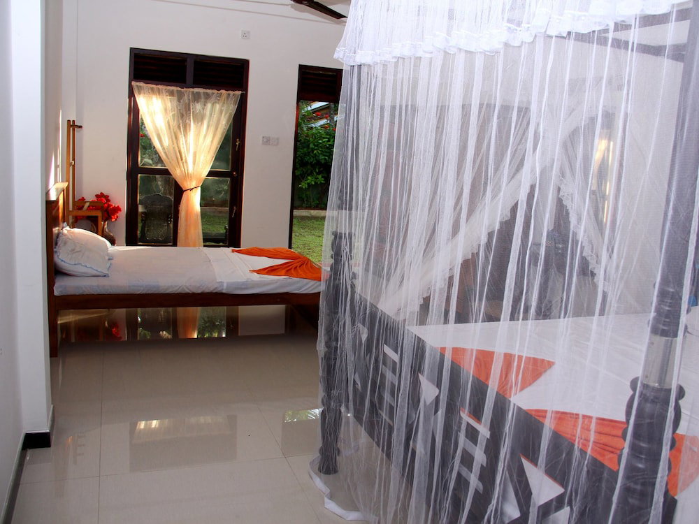 Hotel Lotus Villa