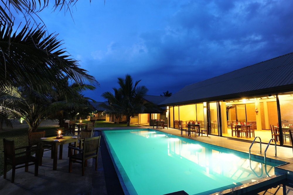 Hotel Melheim Beach