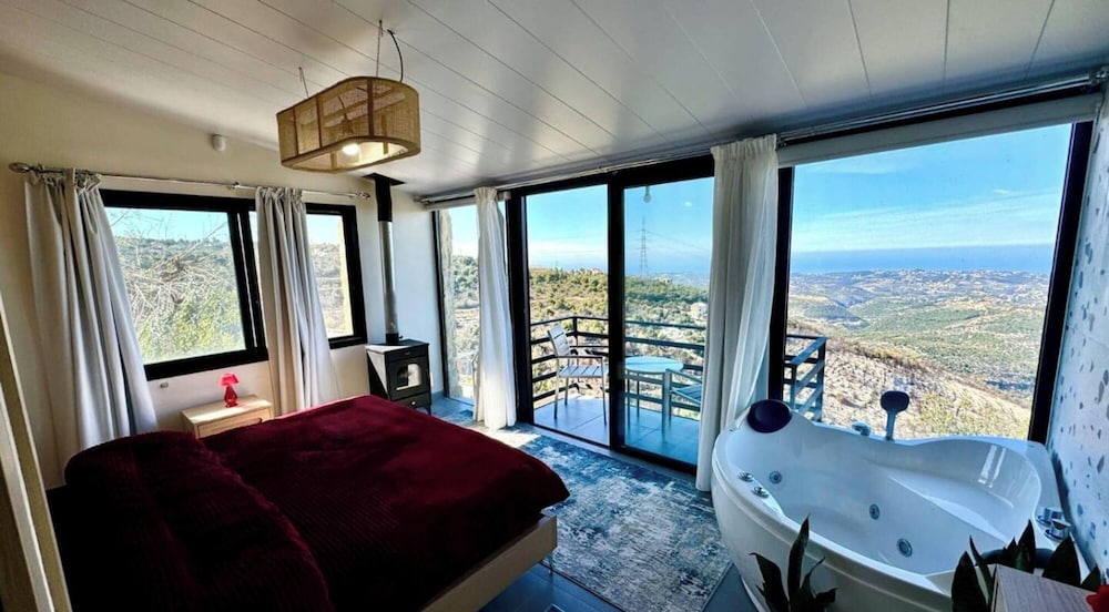 Hotel Laylandi Belle Alali Batroun With Tub