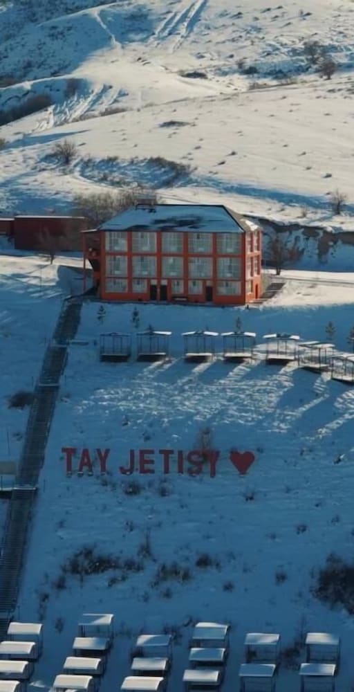 Hotel Tau Zhetysu