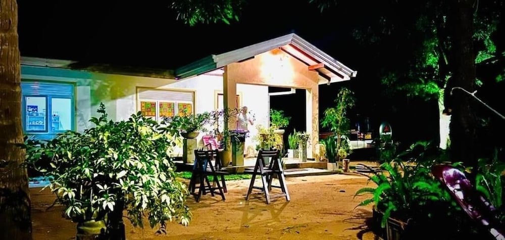 Hotel Sanora Hostel