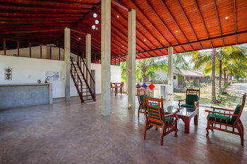 De Silva Palm Resort