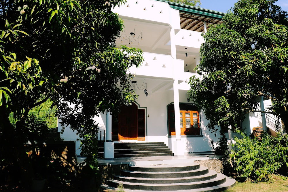 Hotel Sea Avenue Eco Garden