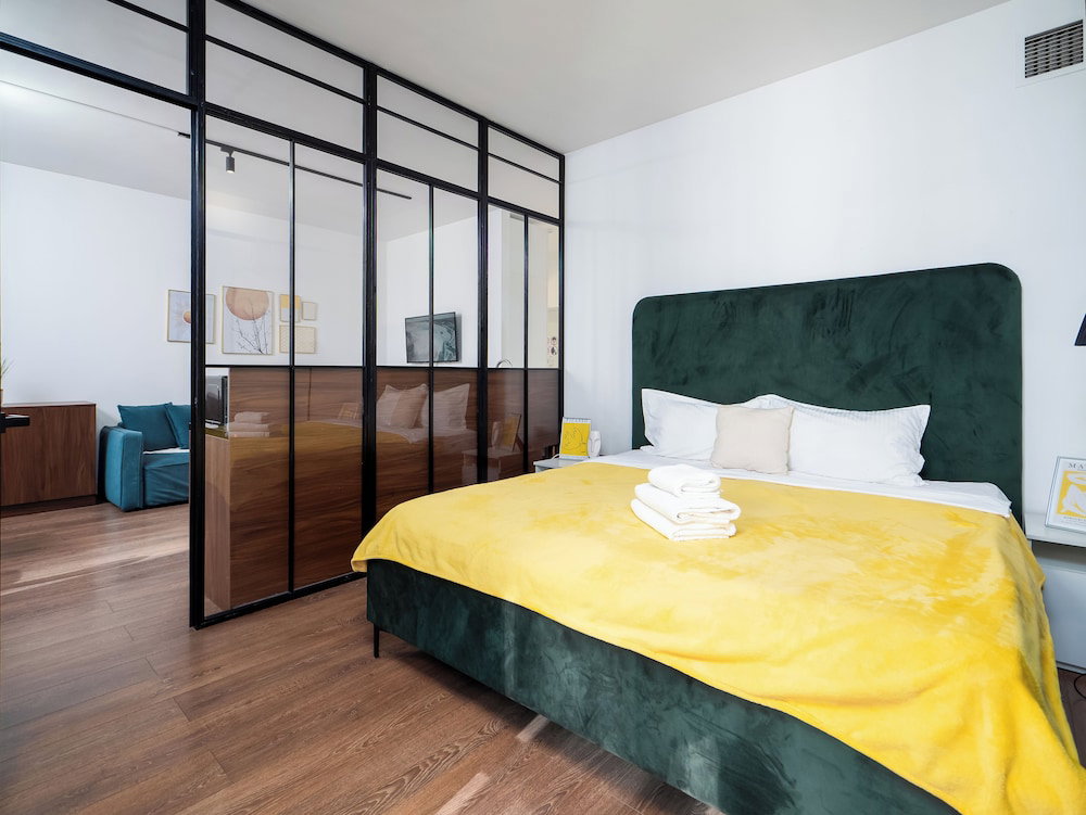 Hotel Terra Residence Near To Mega