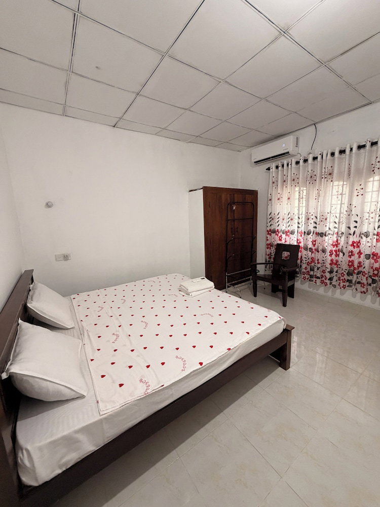 Hotel Airport Viwe Homestay