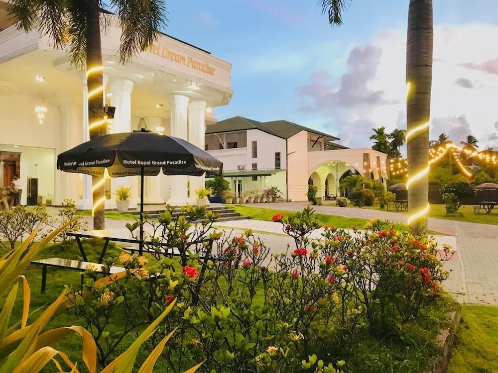 Hotel Airport Hotel Dream Paradise