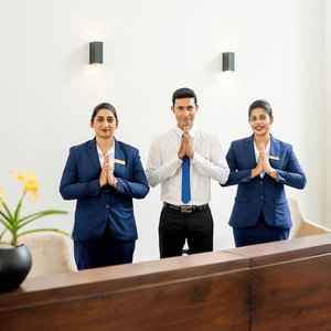 Hotel Waters Edge Hotel cazare Battaramulla South