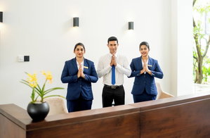 Hotel Waters Edge Hotel cazare Battaramulla South