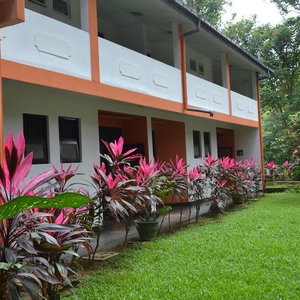 Hotel Wood Side Tour Inn cazare Polonnaruwa