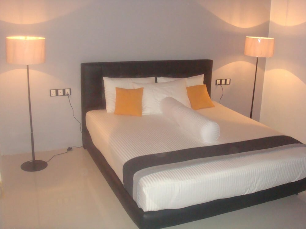 Iquest Colombo