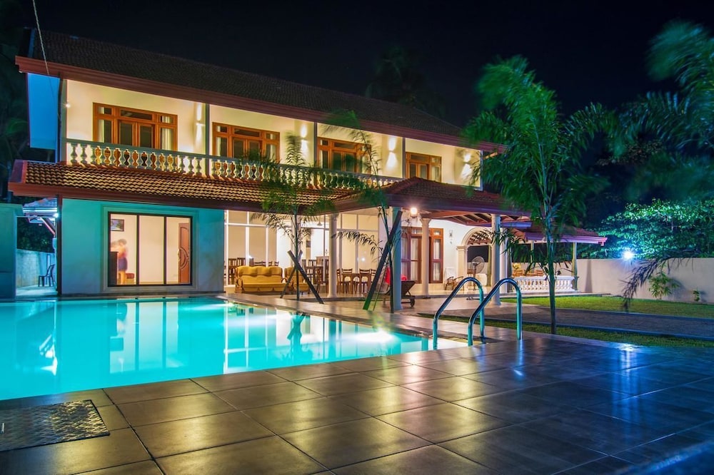 Hotel Turtle Paradise Villa & Restaurant