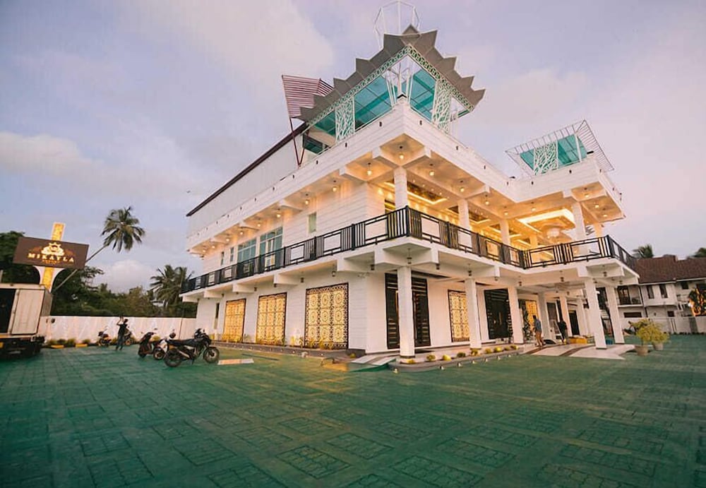 Hotel Mikayla Resort