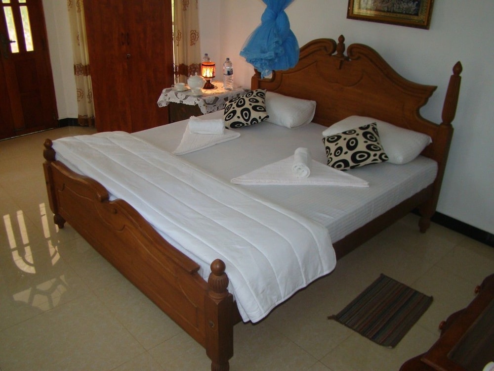 Bentota Dilu Villa