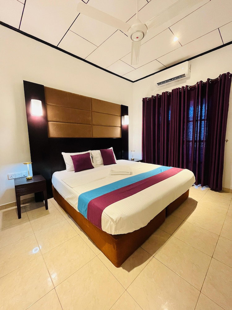 Seaport Negombo