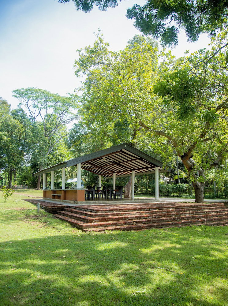 Governors Camp Udawalawe
