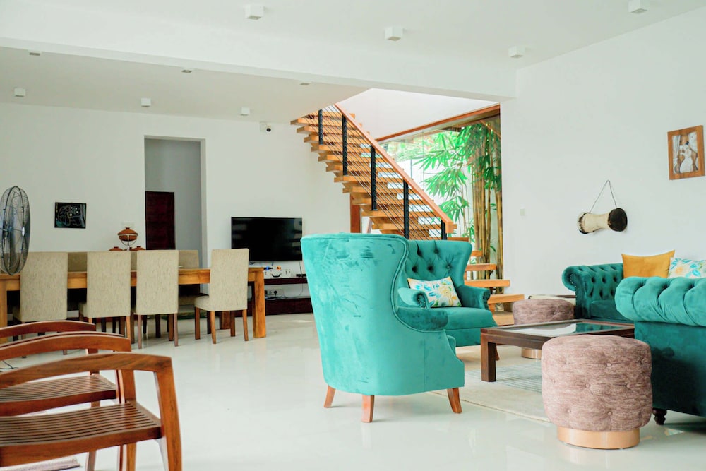 Hotel The Rivergates Villa