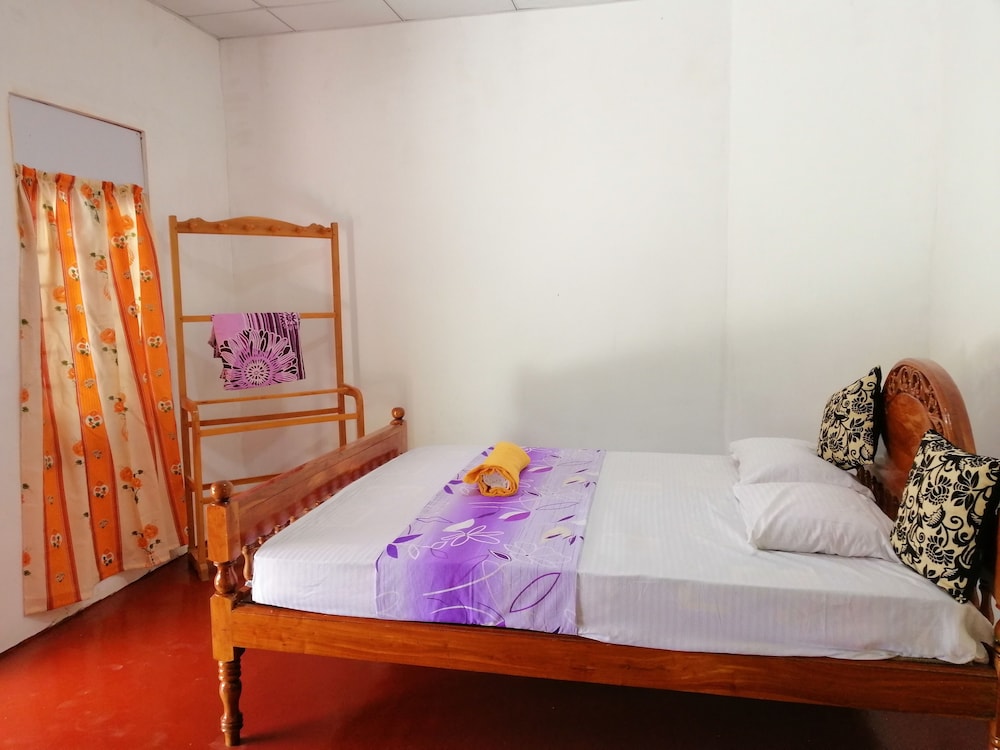 Hotel Abawaththa Guest House