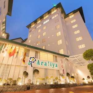 Hotel Araliya Red - Budget Friendly Hotel- Where You Find Stunning 360 Panoramic View Of Nuwara Eliya cazare Nuwara Eliya