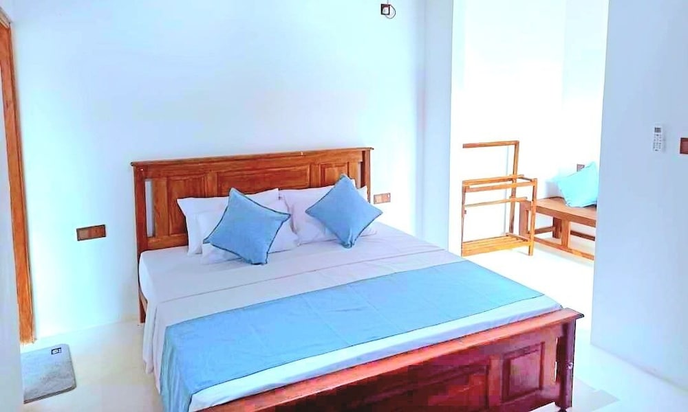 Hotel Wild Waves Kumana Safari & Surf Resort