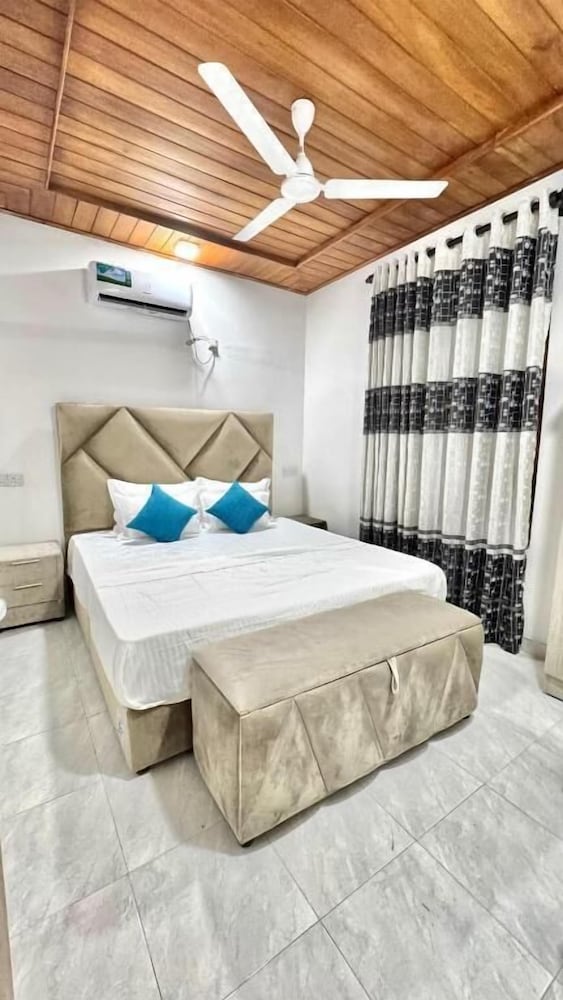 Hotel Jay Lux Apartments Negombo